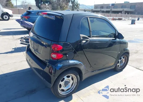 2009 Smart Fortwo Brabus/Passion/Pure из США, поврежденный, VIN WMEEJ31XX9K330683